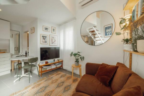 Modern Studio by Hosty